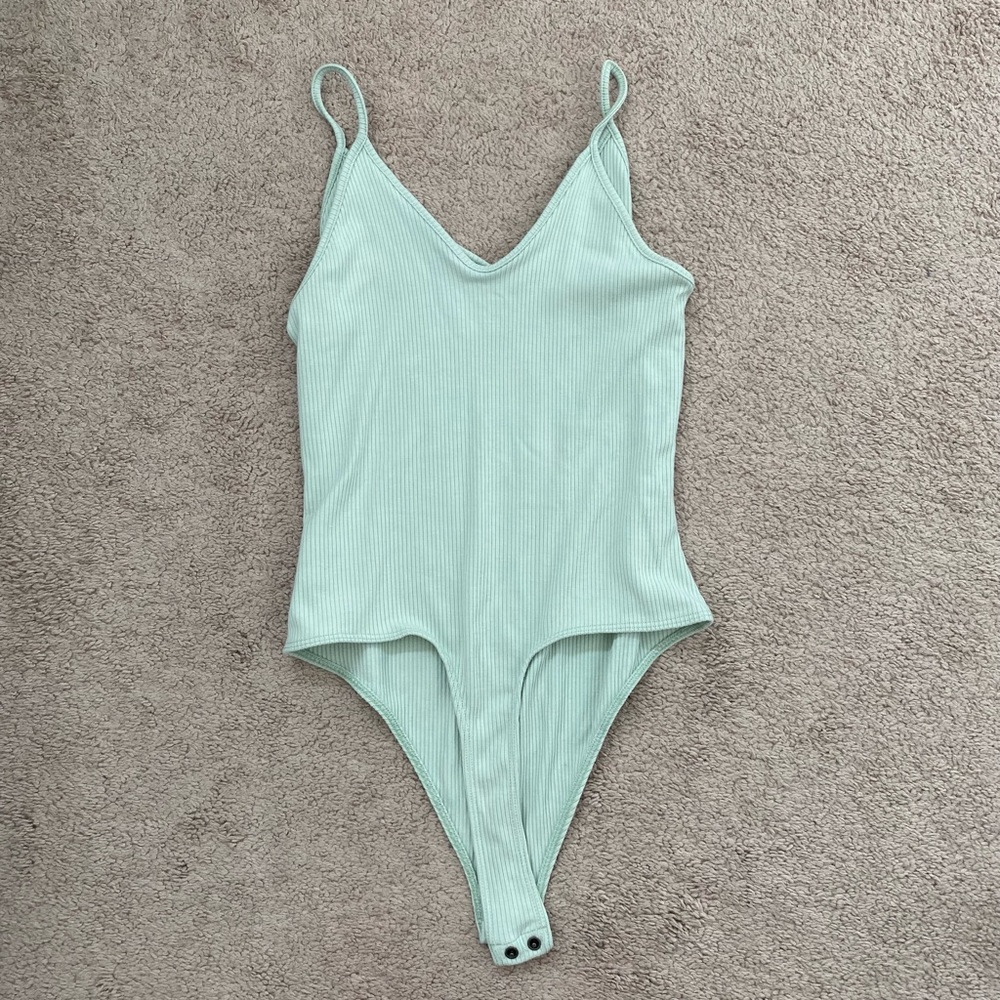 AE V-Neck Bodysuit